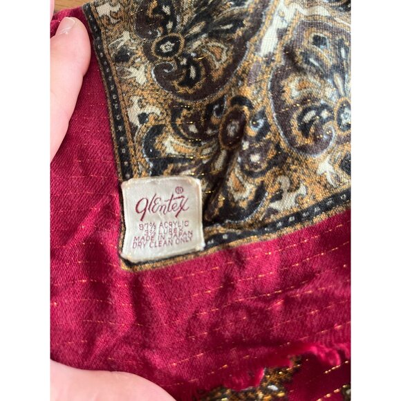 Collection of six lightweight infinity blanket square rectangle scarves - Picture 3 of 6